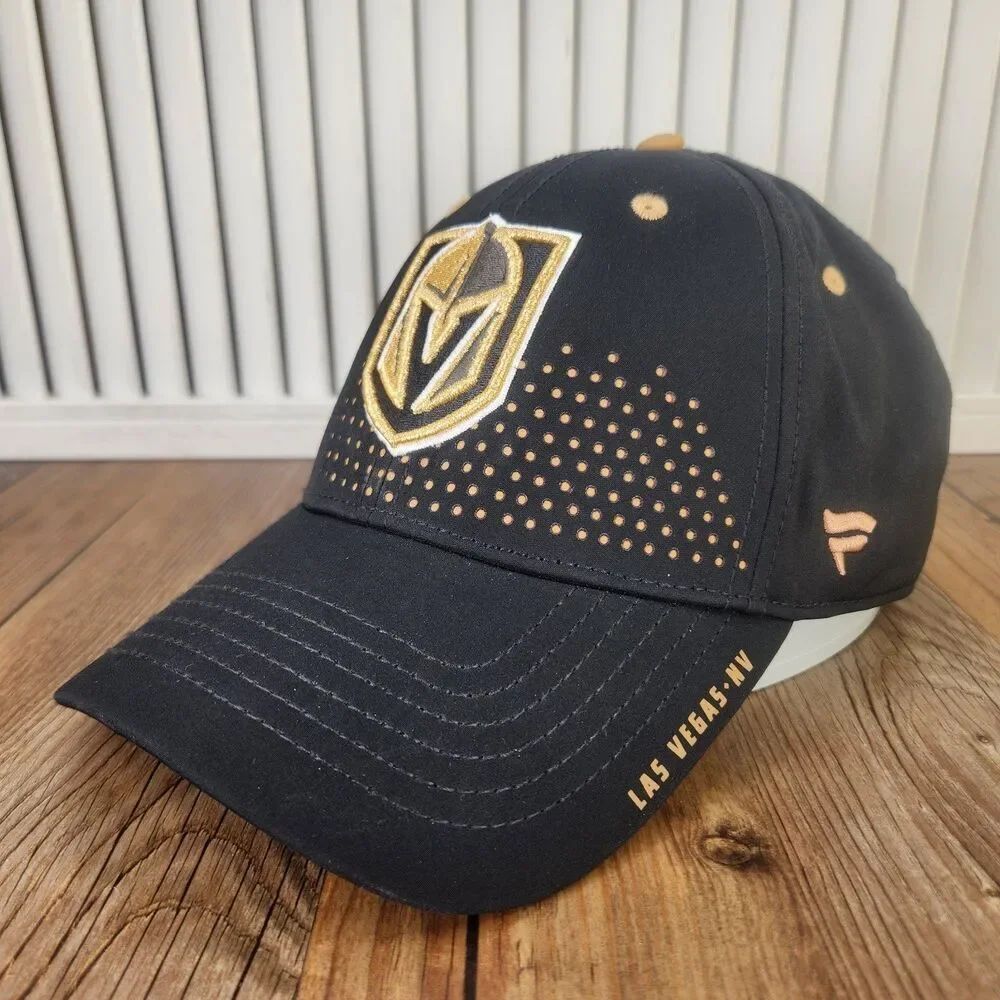 Las Vegas Golden Knights Fanatics Authentic Pro Sz M/L Hat Cap Black Gold NHL